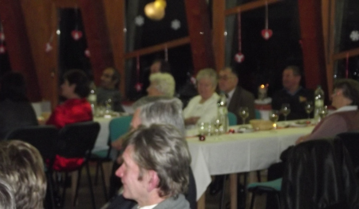 Posedenie dôchodcov 2014